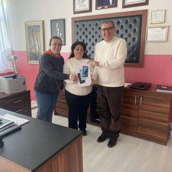 Vakfımızın değerli üyesi Çiğdem Kuzucuoğlu Kurt’un eğitime olan katkılarını bir kez daha takdirle karşılıyoruz.